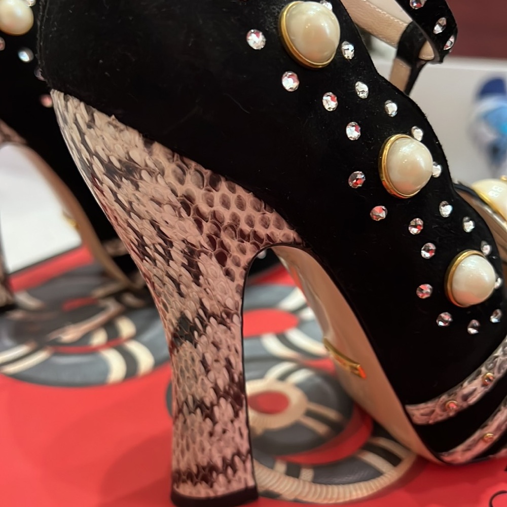2016 Gucci Rad Lux platform Mary Janes - Picture 2 of 16
